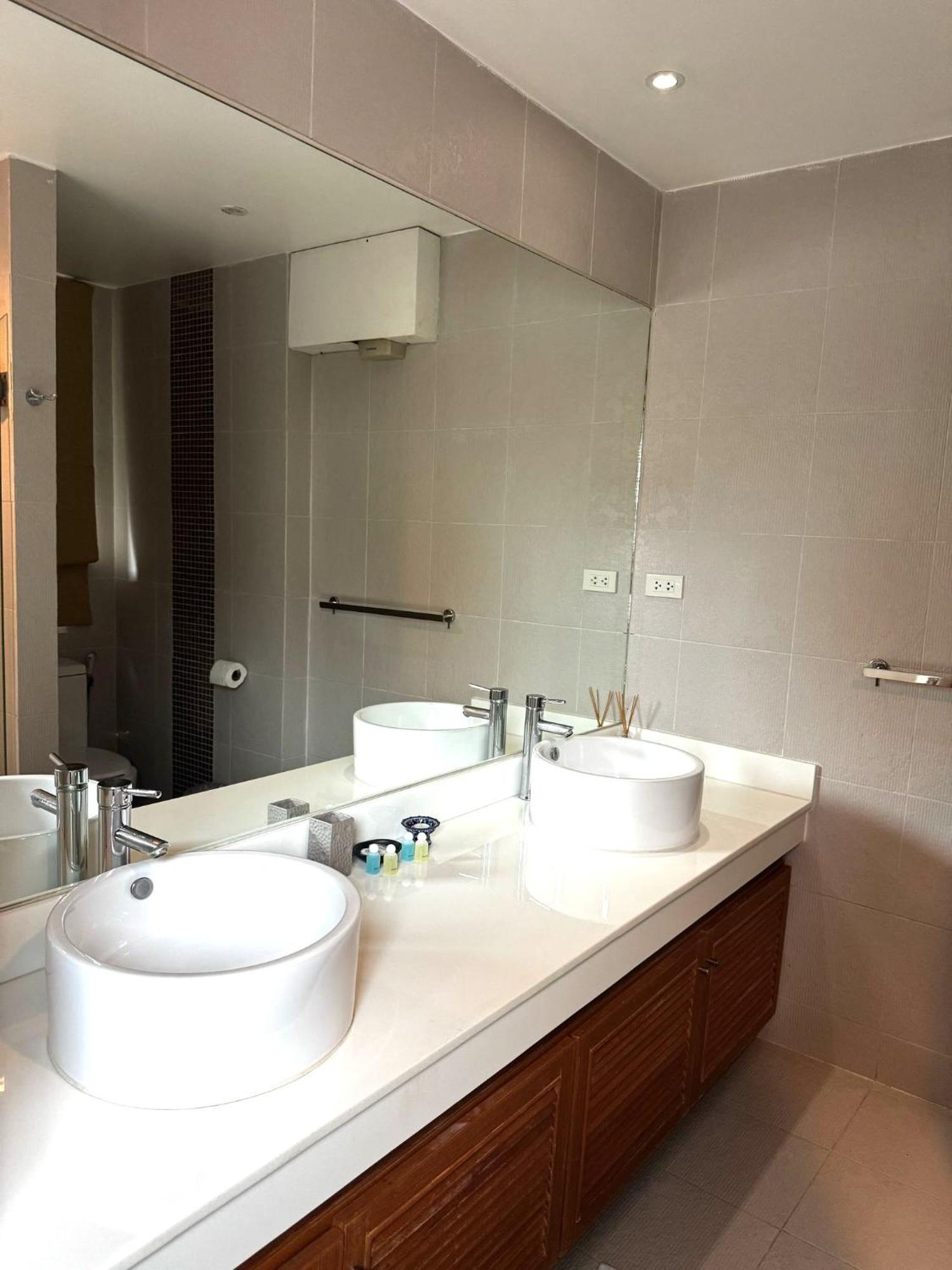 Villa Cheloni 2 Bedrooms Kamala Beach Exterior foto