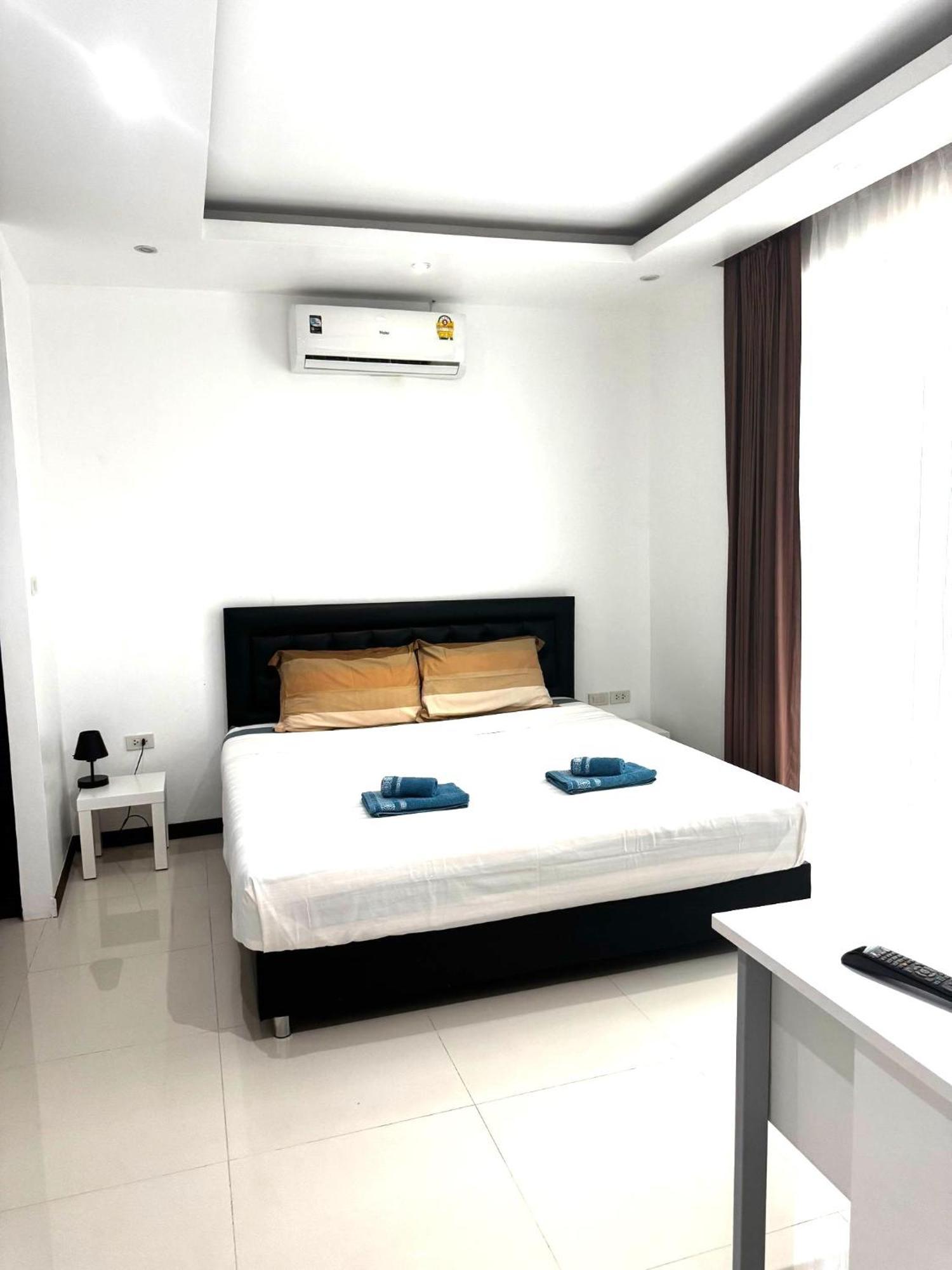 Villa Cheloni 2 Bedrooms Kamala Beach Exterior foto